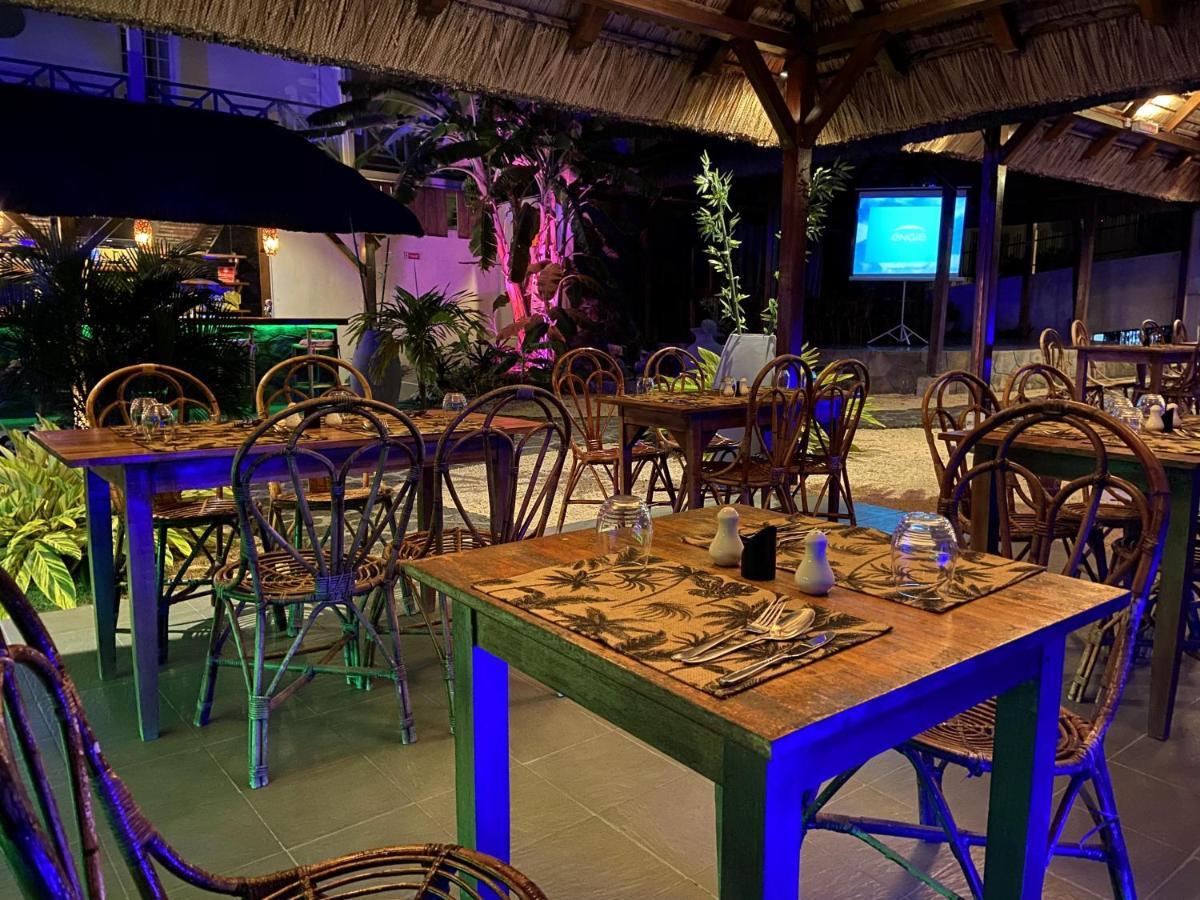 Cosi Holiday Mont-Choisy Exterior foto